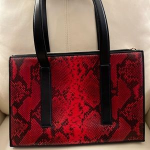 Paul Smith , shoulder pocketbook .